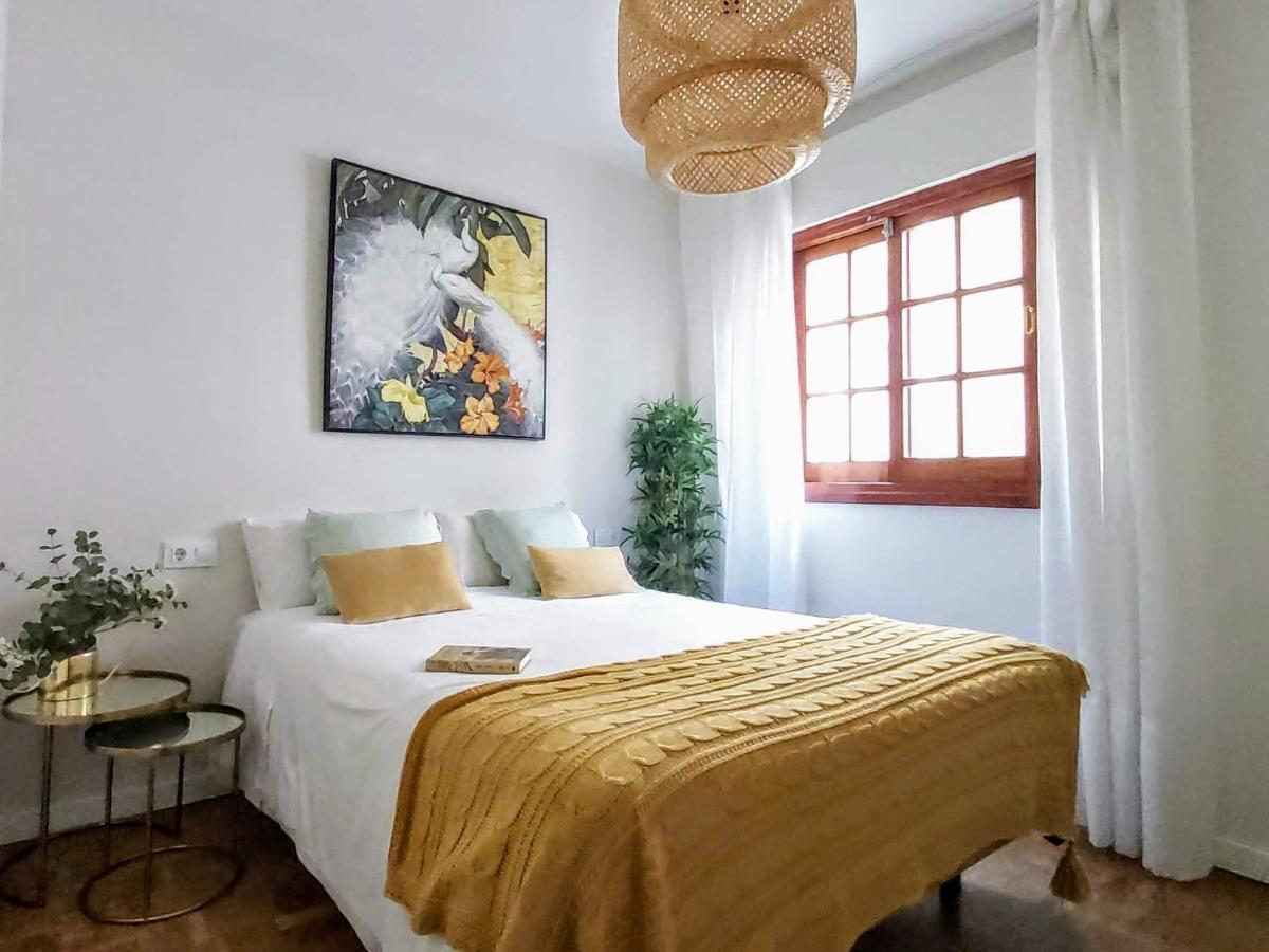 Apartament Misterhost Santa Cruz Ii -jardines De Murillo